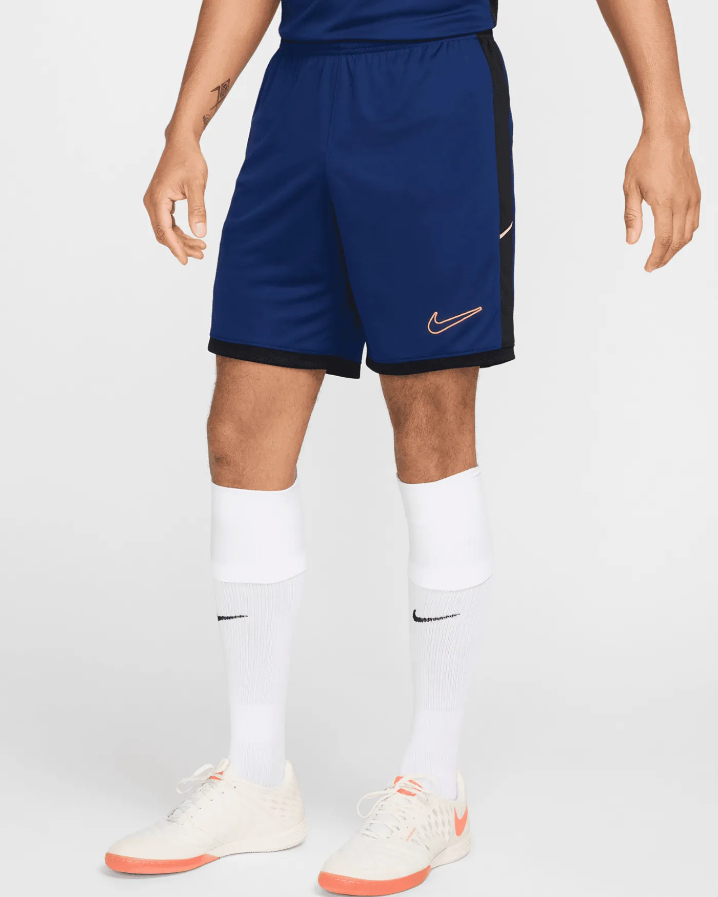 ACADEMY 25 M