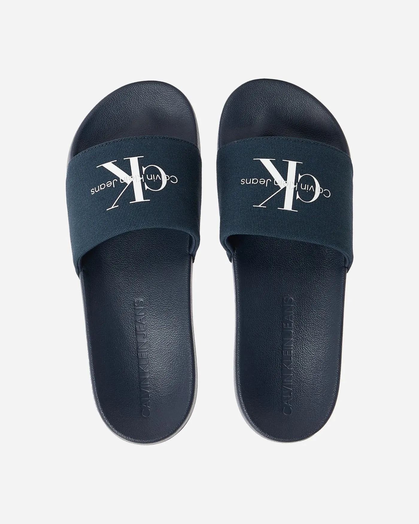 SLIDE MONOGRAM M